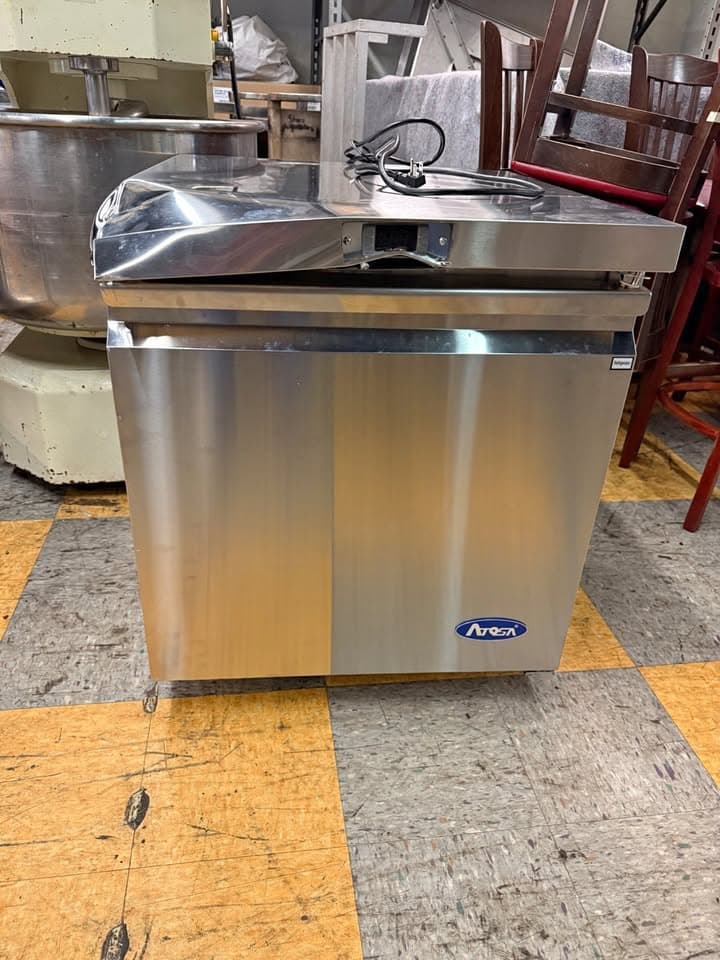 ATOSA 27” UNDERCOUNTER REFRIGERATOR – SCRATCH & DENT DEAL! — Used commercial restaurant equipment for sale